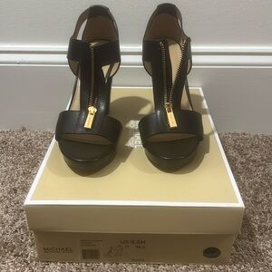 Michael Michael kors black zip up sandals 8.5M